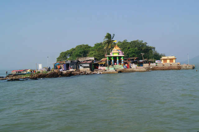Golden Triangle with Chilika Lake